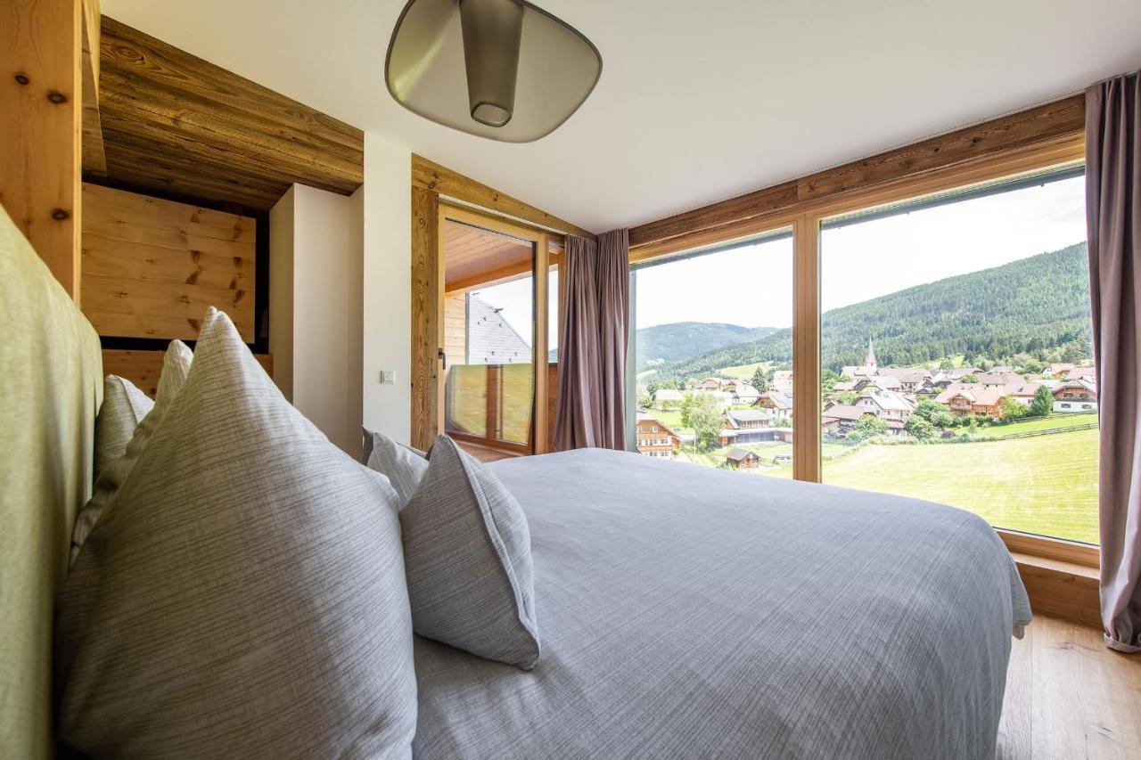 Almgut - Mountain Wellness Hotel Занкт-Марґаретен-ім-Лунґау Екстер'єр фото