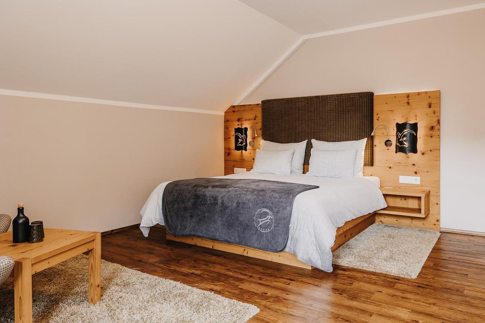 Almgut - Mountain Wellness Hotel Занкт-Марґаретен-ім-Лунґау Екстер'єр фото