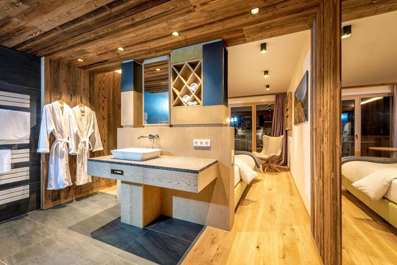Almgut - Mountain Wellness Hotel Занкт-Марґаретен-ім-Лунґау Екстер'єр фото